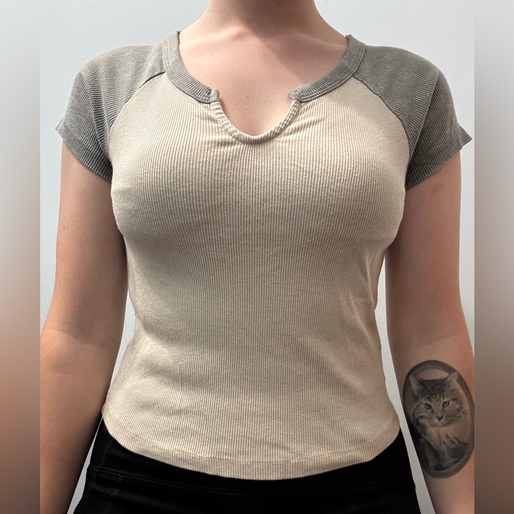 Gray and Beige Ribbed Baby Tee